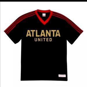 Mitchell & Ness Atlanta United jersey style tee